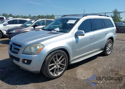 2009 Mercedes-Benz Gl 450 4Matic z USA, uszkodzony, nr VIN 4JGBF71E49A482520